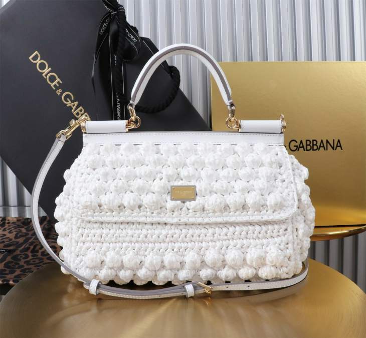 Picture of Dolce Gabbana Handbags _SKUfw227107301fw